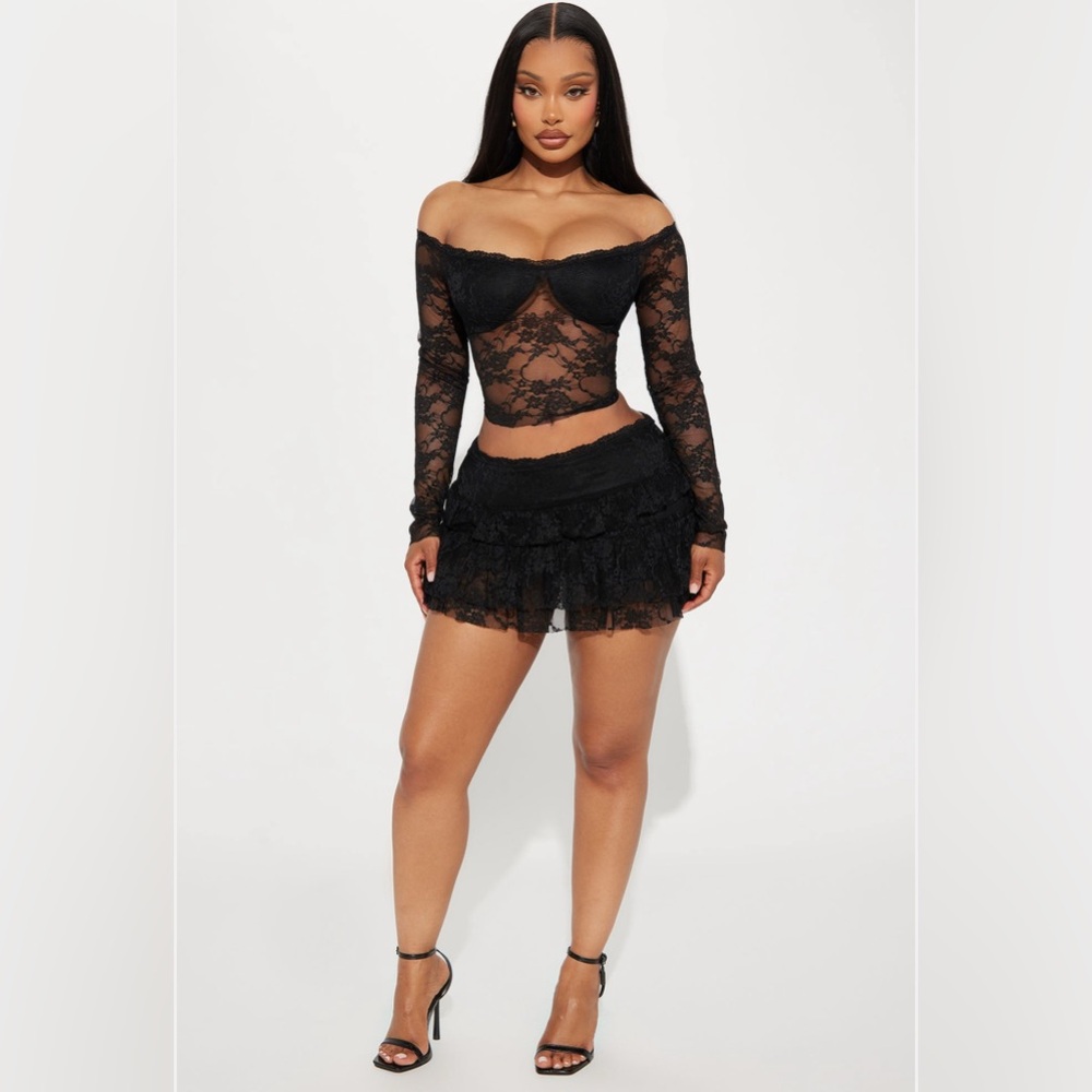 NWOT Ruffled Lace Off-Shoulder Matching Skirt Set - Size XL